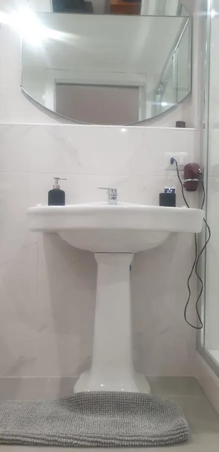 Porto 48 Apartman Bari